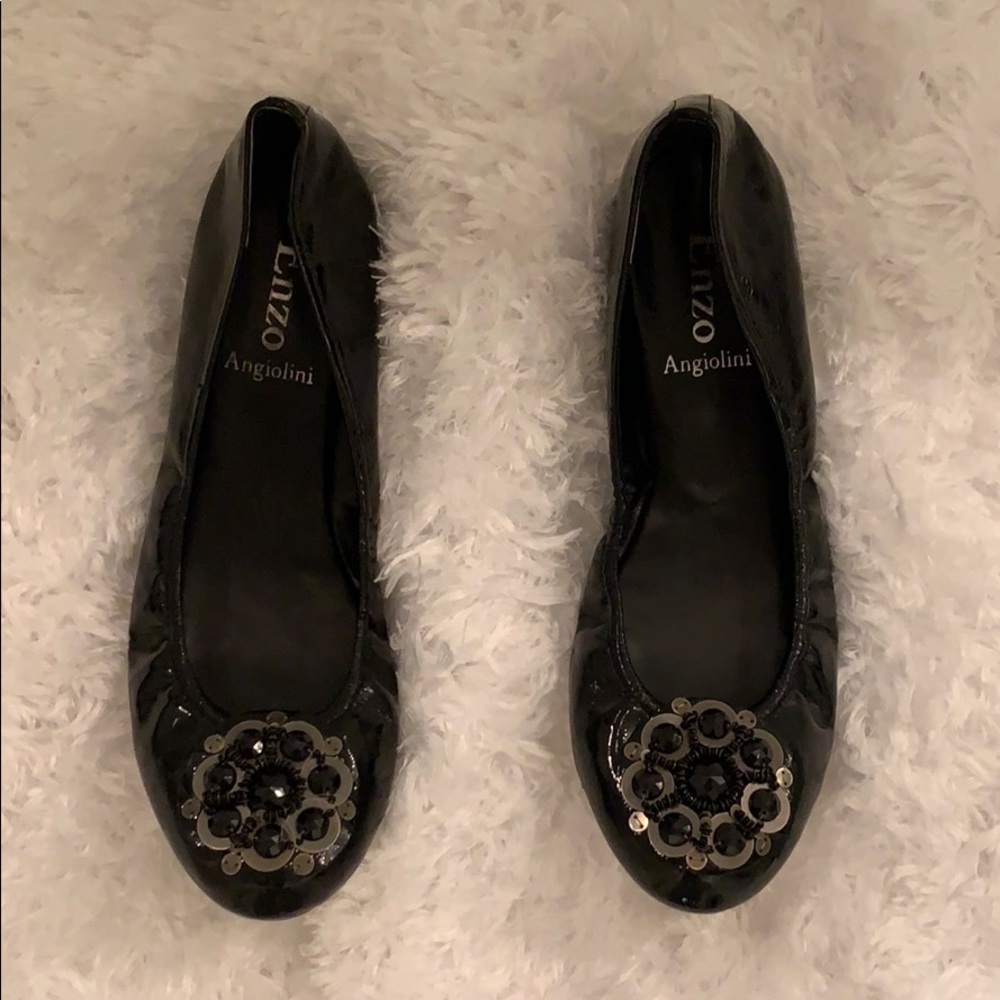 Enzo Angiolini 9M Flats In GREAT CONDITION!